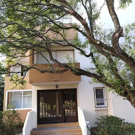 Quartier Hopitaux Facultes Lejlighed *